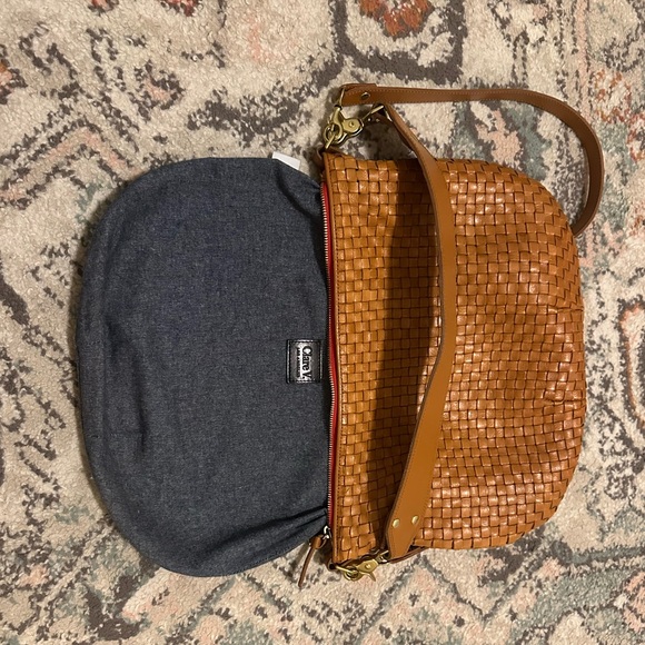 CLARE V - Moyen natural/ tan leather messenger bag - Picture 10 of 12